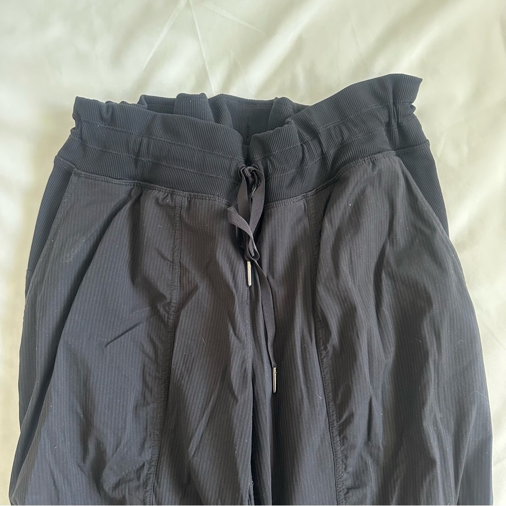 Lululemon Dance Studio Jogger – Black | Size 10